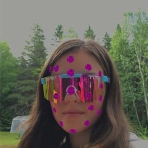 Meet your Posher, Marie-rose